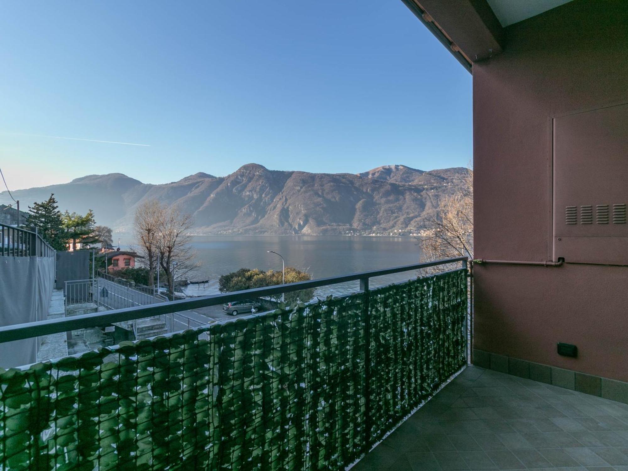 Villa Olcio - Al Lago Mandello del Lario Buitenkant foto