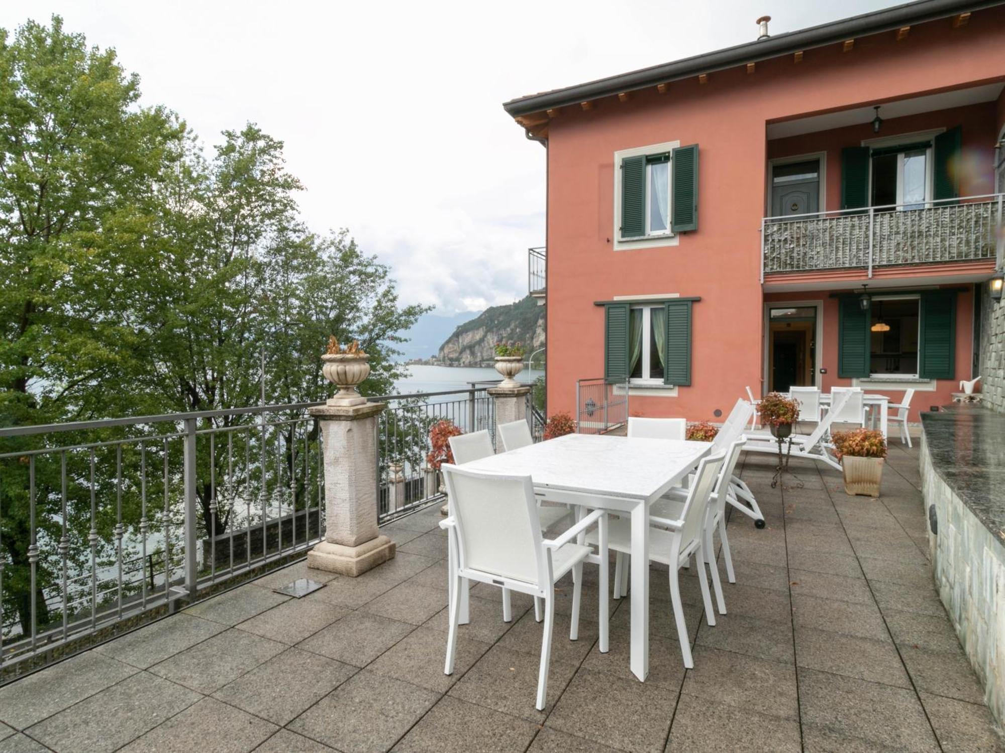 Villa Olcio - Al Lago Mandello del Lario Buitenkant foto