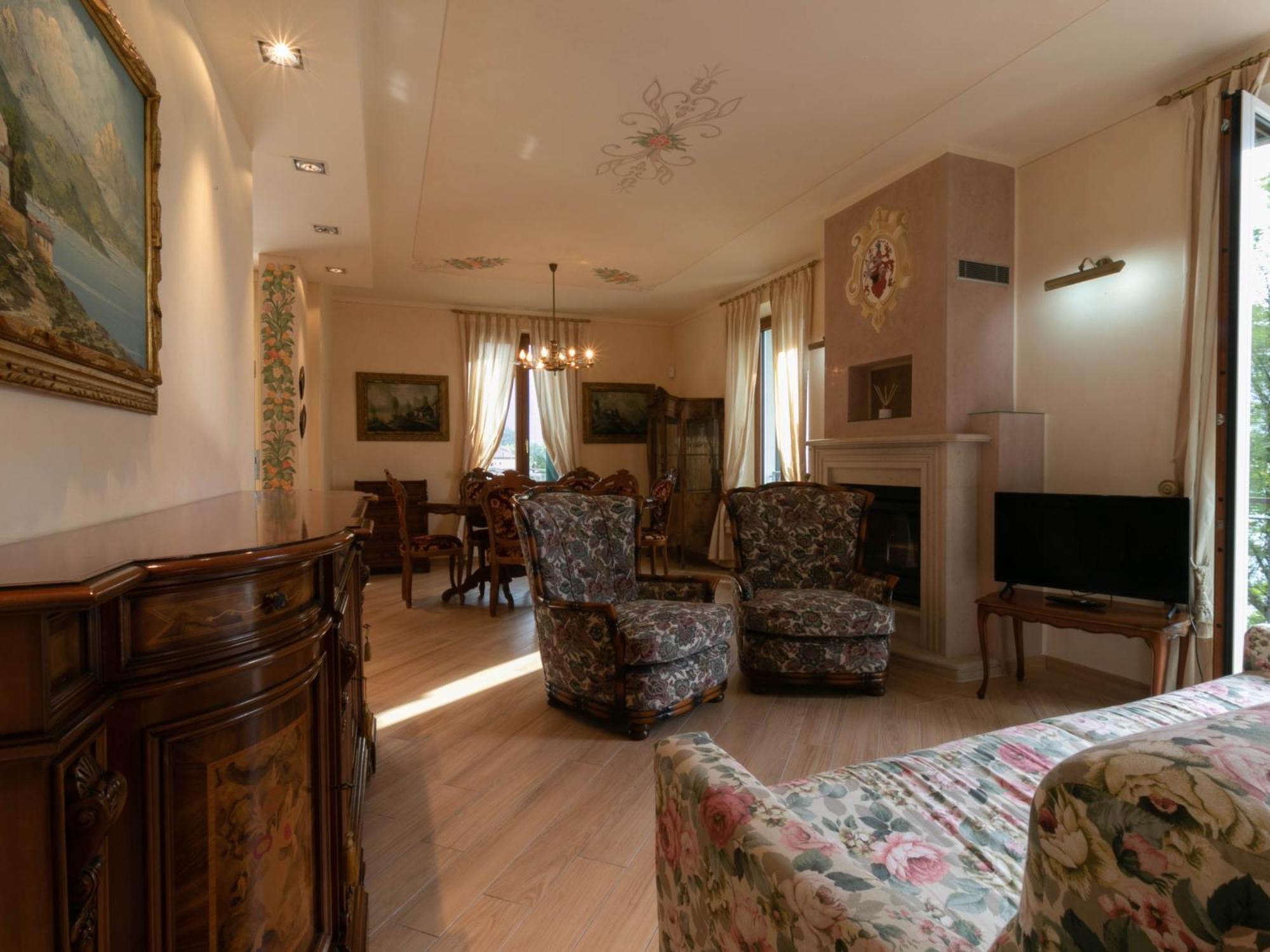 Villa Olcio - Al Lago Mandello del Lario Buitenkant foto