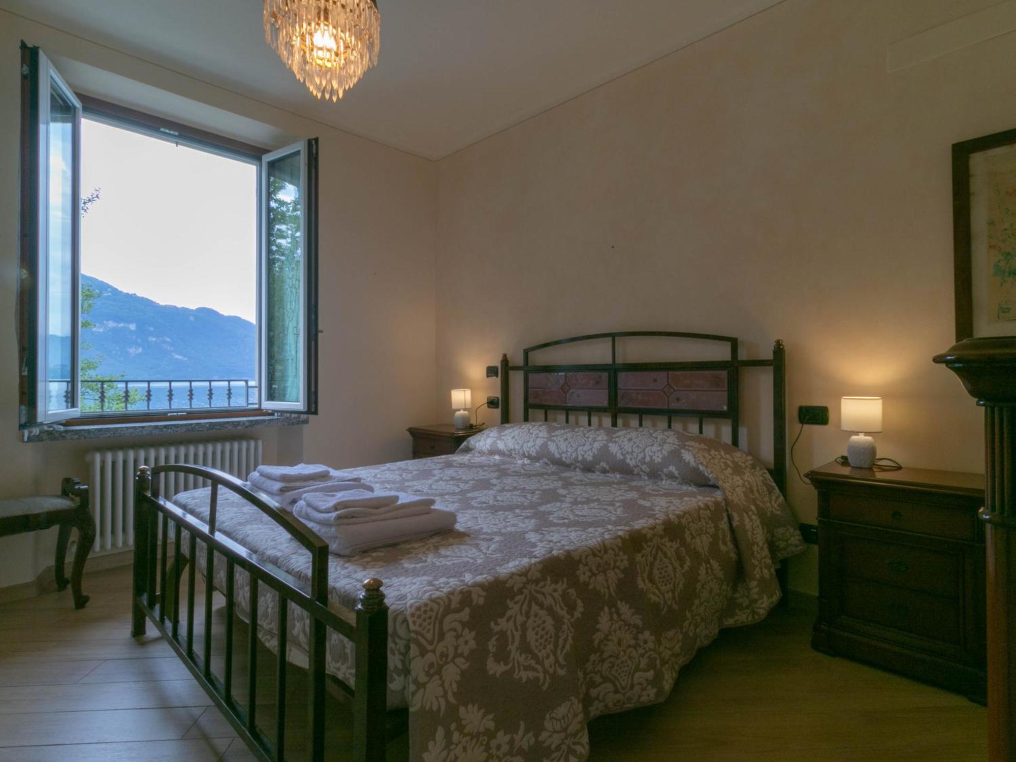 Villa Olcio - Al Lago Mandello del Lario Buitenkant foto
